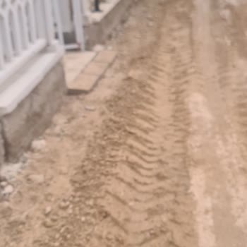 Ziya Gökalp Caddesi Asfaltlanmıyor; Balçık Ve Toz Mahalleyi Mağdur Ediyor