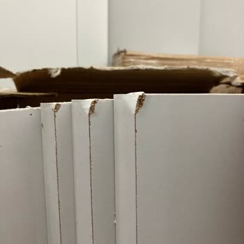 Garaj Home Defolu Dolap Ve Eksik Montaj Parçaları İçin İade Talebi