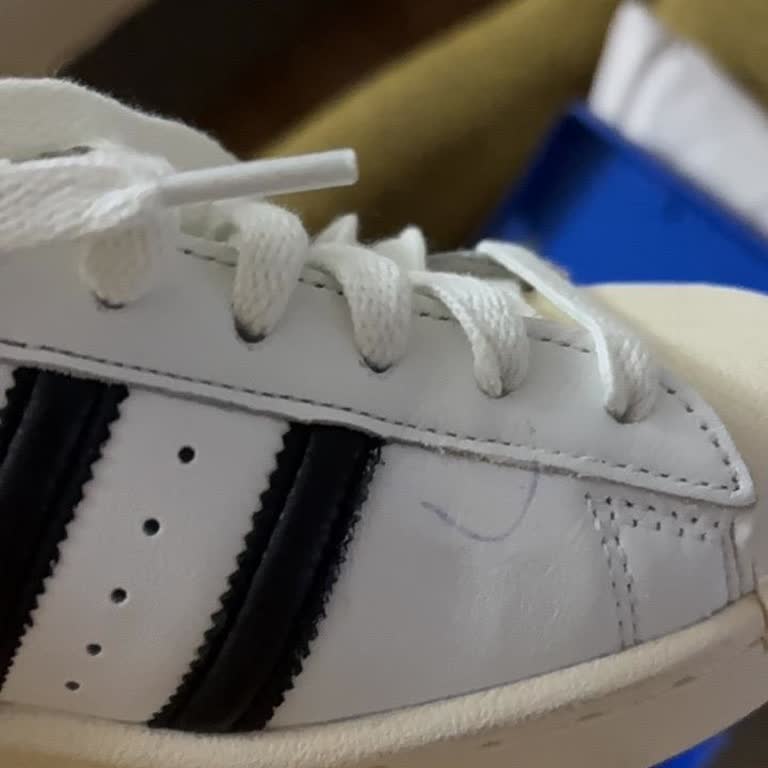 Adidas Vintage Ayakkabıda Tekrarlanan Kusur Ve Uzun İade Süreci