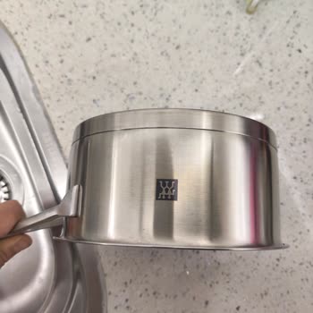 Zwilling Tencere Setinde Sap Gövde Ağırlık Sorunu Ve Yanma Riski