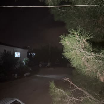 Kahramanmaraş Onikişubat Kurtlar Mahallesinde Sokak Lambaları Çalışmıyor Ve Güvenlik Riski Oluştu