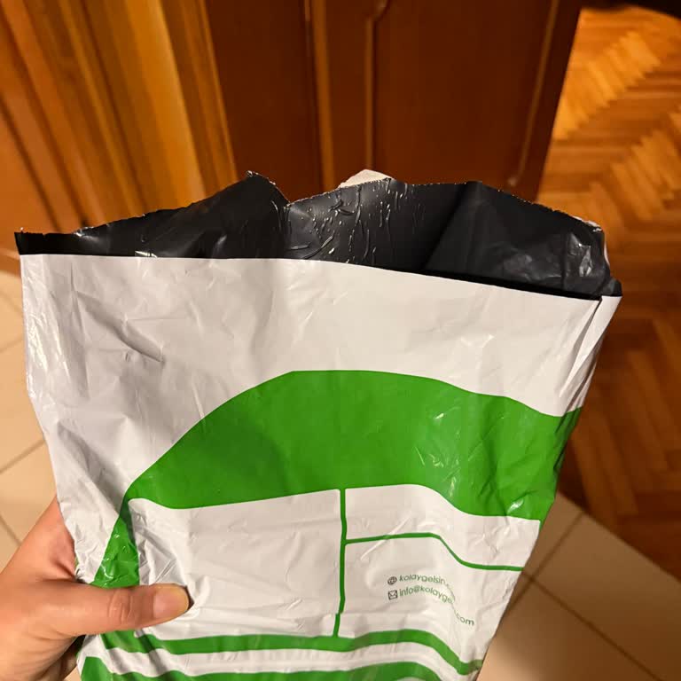 Kolay Gelsin Kargolarının Teslim Edilmediği Halde Teslim Edildi Olarak İşaretlenmesi Ve KVKK İhlali