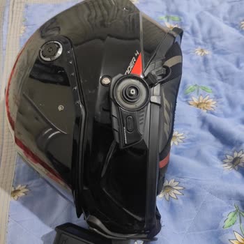 Kask Üzerindeki Ses Cihazı Tekerlek Çıkması Nedeniyle Güvenlik Riski Oluşturuyor