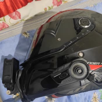 Kask Üzerindeki Ses Cihazı Tekerlek Çıkması Nedeniyle Güvenlik Riski Oluşturuyor