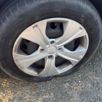 Akko Car’da Lastik Patlaması Ve HGS Ücretlerinde Şeffaf Olmayan Uygulama