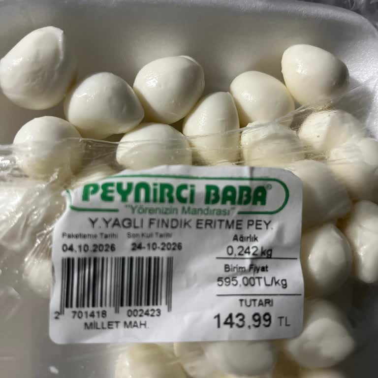 Peynirci Baba’dan Lastik Tadında Ve Eritilemeyen Yarım Yağlı Fındık Eritme Peyniri