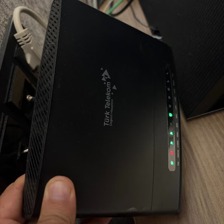 Türk Telekom’da Uzun Süreli İnternetsiz Kalma Ve Tutarsız Müşteri Bilgilendirmesi