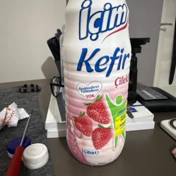 İçim Çilekli Kefirde Plastik Parçacık Tespit Edildi