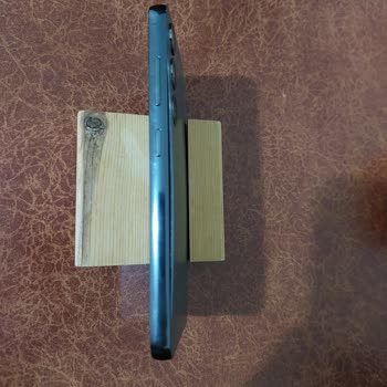Samsung S23 Batarya Şişmesi Nedeniyle Arka Kapak Açıldı Ve Ücretsiz Değişim Talebi