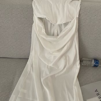 Kusurlu Uzun Beyaz Elbisenin İadesi Ve 3.699,99 TL Geri Ödemesi İçin Acil Çözüm Talebi