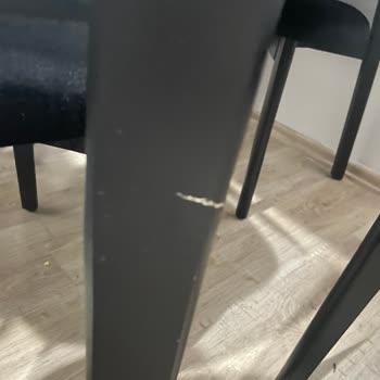 İder Mobilya'da Yanlış Renk Gönderimi Ve Defolu Ürünler İçin Çözüm Talebi