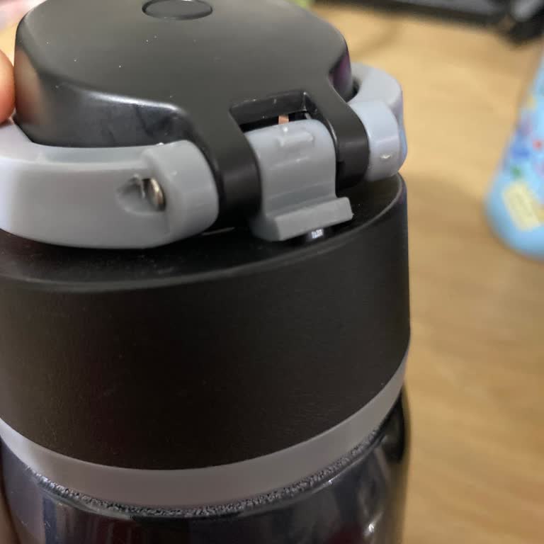 Coral High 800 ml Termosunda Sızıntı Ve Kapağın Deforme Olması