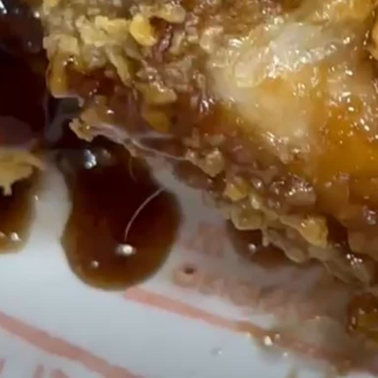 Popeyes Şubesinde Kanatlarda Tavuk Tüyü: Hijyen Ve Gıda Güvenliği Sorunu