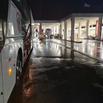 Vip Arda Tur Otobüsünde Sigara Olayı Nedeniyle Gümrükte Mahsur Kalan Yolcuların Tazminat Talebi