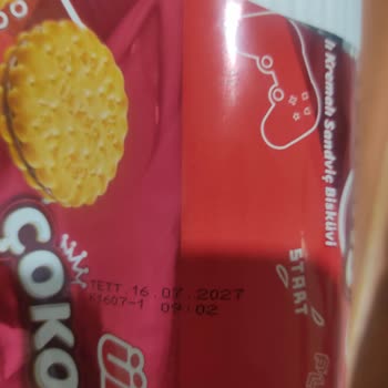 Ülker Çokoprens Bisküvisinde Yeşil Ve Mavi Küf: Sağlık Riski Ve Açıklama Talebi