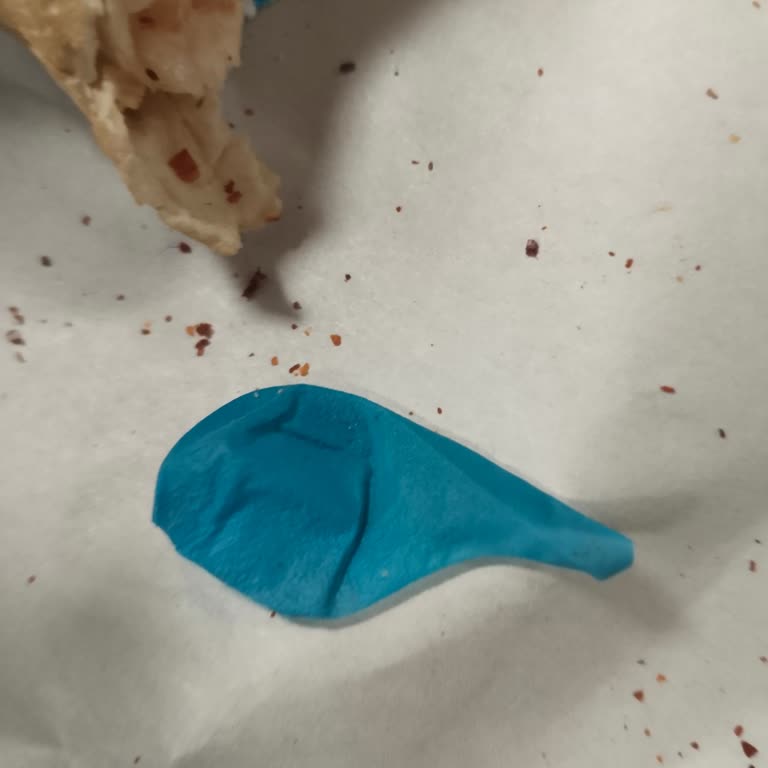 Uber Eats Tavuk Dürümünde Plastik Parça Bulunması, Hijyen İhlali Ve İade Talebi