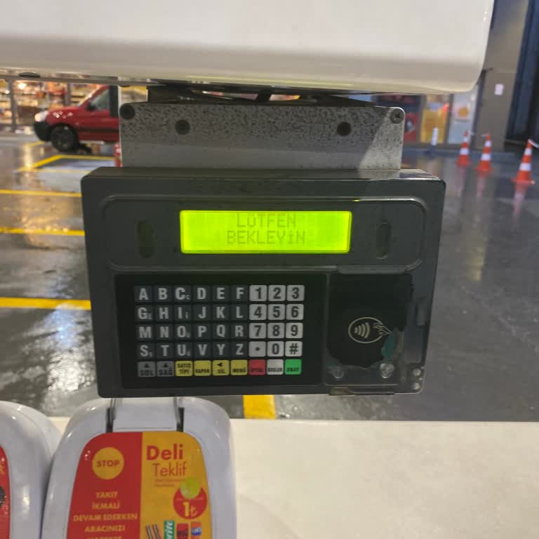 Shell İstasyonunda Sistem Güncellemesi Nedeniyle 35 Dakikalık Yakıt Bekleme Süresi
