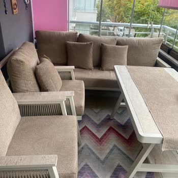 Lucca Home Garden Furniture Kırık Bahçe Masası İçin Cevapsız Müşteri Hizmetleri