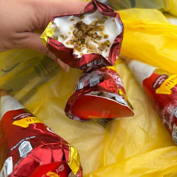 Yırtık Dondurma Paketleri Ve Müşteri Hizmetlerinin İlgisizliği Nedeniyle Ücret İadesi Talebi
