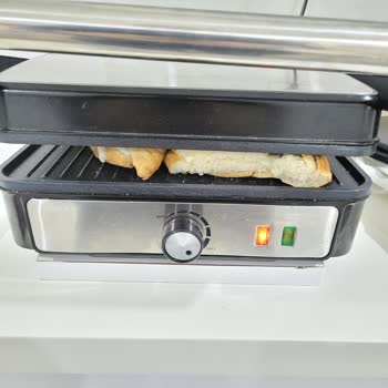 Sinbo Tost Makinesinde Yanma Riski Ve Çalışmama: İade Talebi