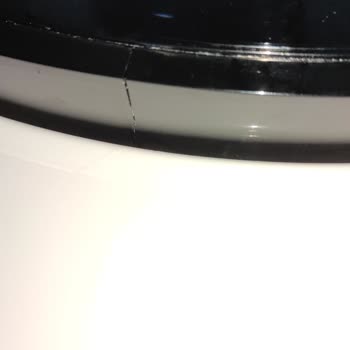 Garanti Süresi İçinde Kırılan Çamaşır Makinesi Kapak Plastiği Ücretli Değişim Talebi