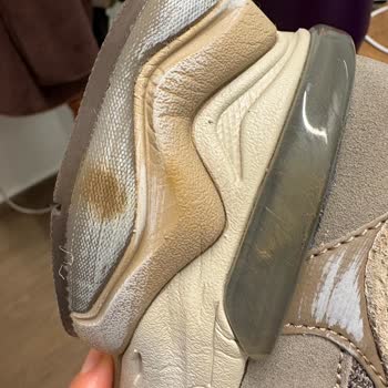 Defolu New Balance Ayakkabının Satıcı Yanıtı Yok Ve İade Talebi