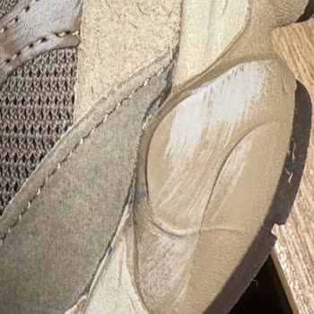 Defolu New Balance Ayakkabının Satıcı Yanıtı Yok Ve İade Talebi