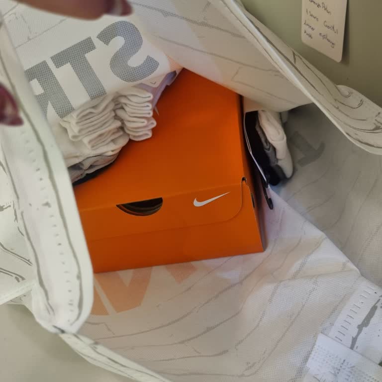 Etiket Fiyatı 2.000 TL Olan Reebok Ayakkabı Satın Alınamadı