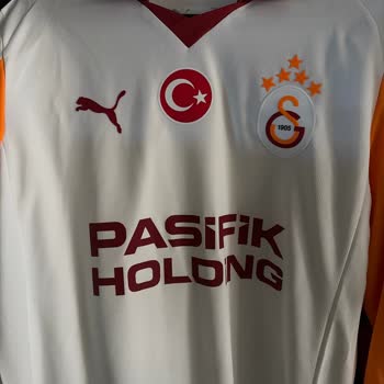 Reklamsız Ve Kusurlu Galatasaray Forması Gönderildi, Değişim İsteği Reddedildi
