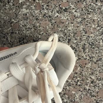 Puma Skye Clean Sneaker Üzerindeki Üretim Hatası Ve Müşteri Hizmetlerinde Çözüm Eksikliği