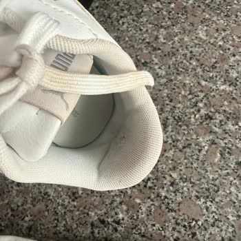 Puma Skye Clean Sneaker Üzerindeki Üretim Hatası Ve Müşteri Hizmetlerinde Çözüm Eksikliği