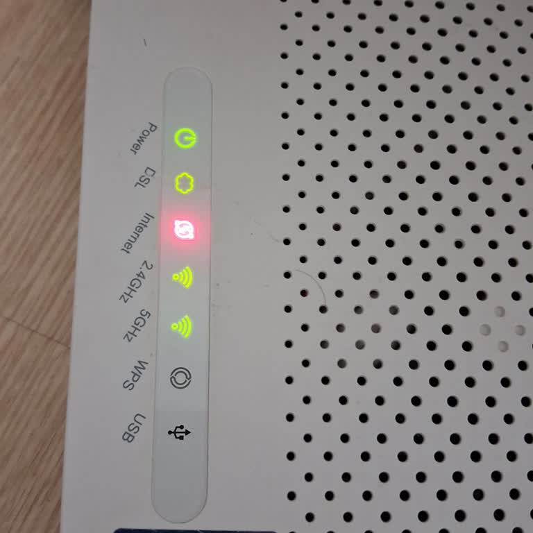 Sürekli İnternet Kesintileri Ve Yanıltıcı Cayma Ücreti Talebi
