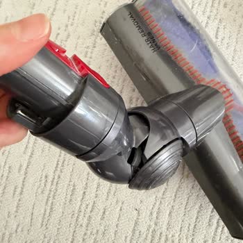 Dyson V11 Başlık Kırıldı, Ücretsiz Değişim İstiyorum