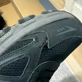 Skechers Ayakkabısının Kısa Sürede Yırtılması Ve Garanti Reddi