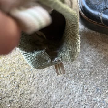 Skechers D’Lites Ayakkabılarda Sürekli Arka Kısım Yırtılması Ve Değişim Talebi