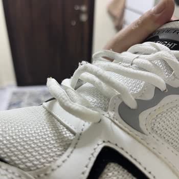 Skechers Beyaz Erkek Spor Ayakkabısında 4 Ayda Deformasyon Ve Garanti Sürecindeki Zorluk