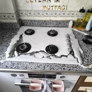 Arçelik Fırın Üstü Ocağın Camı Aniden Kırıldı, Güvenlik Riski Ve Ücretsiz Değişim Talebi