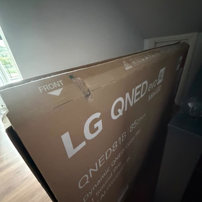 Hepsijet Kargo Teslimatında LG Televizyon Paneli Kırık Çıktı