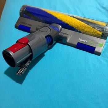 Dyson V12 Süpürge Rotasyon Başlığının Enerji Soketinde Bağlantı Sorunu Ve Kullanıcı Hatası İddiası