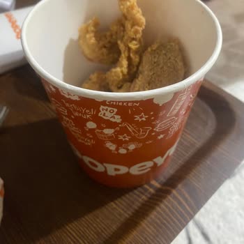 Ümraniye Popeyes'teki Tavuk Kova Menüsünde Az Doluluk Ve Ücret İadesi Talebi