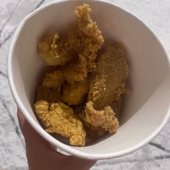 Ümraniye Popeyes'teki Tavuk Kova Menüsünde Az Doluluk Ve Ücret İadesi Talebi