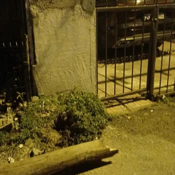 Kamyon Çarpması Nedeniyle Altyapı Hasarı Ve İnternet Kesintisi