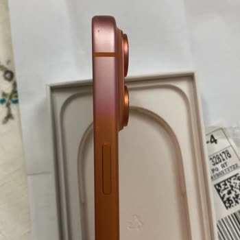 IPhone Pro 17 Renk Solması Ve Isınma İçin Garanti Reddi Ve Uzun Bekleme