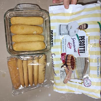 Pesotti Kedi Dili Bisküvi İçinde Düğme Bulunması Güvenlik Riski