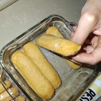 Pesotti Kedi Dili Bisküvi İçinde Düğme Bulunması Güvenlik Riski