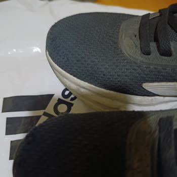 Adidas Çocuk Ayakkabısında Kısa Sürede Aşınma Ve Mağazanın Kullanım Hatası İddiası