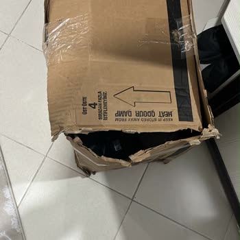 Yurtiçi Kargo’da Yırtık Ve Ezik Koli Teslimatı