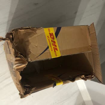 Tekirdağ Çorlu DHL Şubesinde Cam Ürünlerin Korunmasız Taşınması