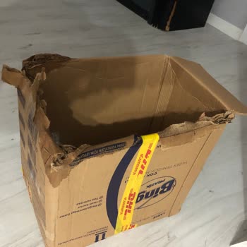Tekirdağ Çorlu DHL Şubesinde Cam Ürünlerin Korunmasız Taşınması