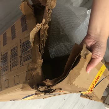 Tekirdağ Çorlu DHL Şubesinde Cam Ürünlerin Korunmasız Taşınması